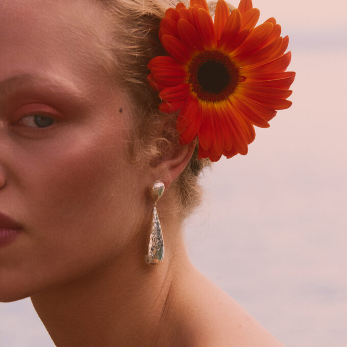 LONG DROPS EARRINGS